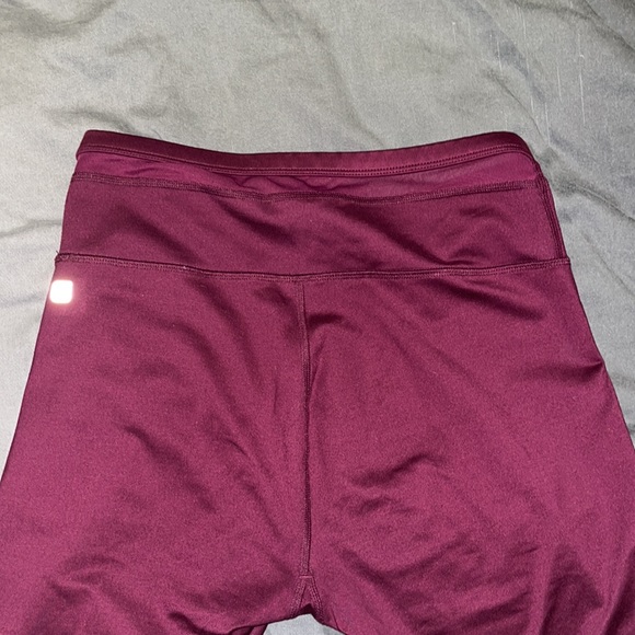 Fabletics Leggings High Waisted with Mesh - Picture 3 of 5
